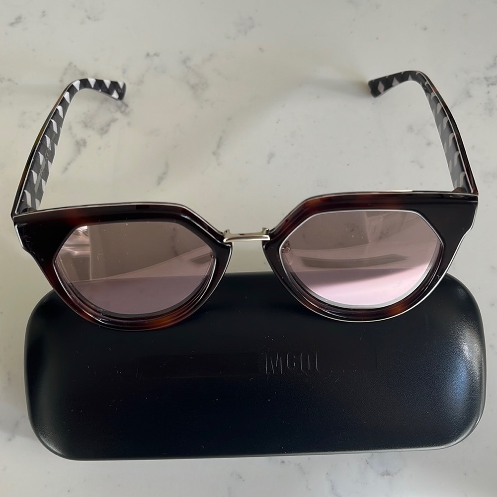 Alexander Mc Queen sunglasses